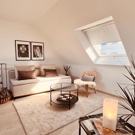 Apartment Am Schloss - Air ザールブリュッケン エクステリア 写真