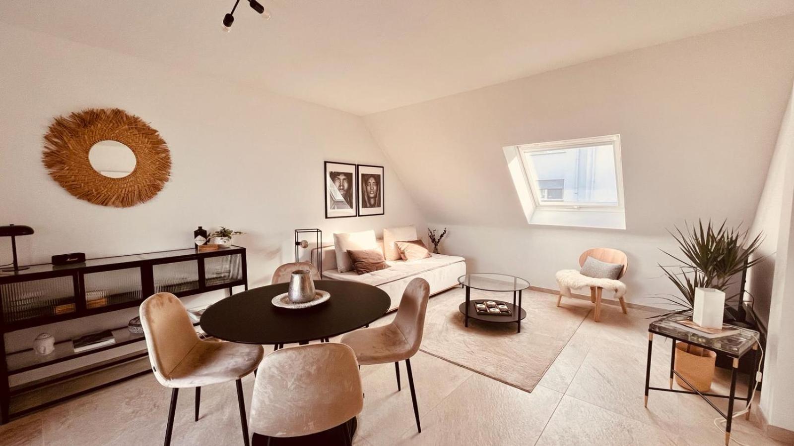 Apartment Am Schloss - Air ザールブリュッケン エクステリア 写真
